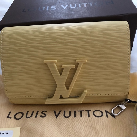 Louis Vuitton Epi Small Crossbody Purse - Picture 2 of 6